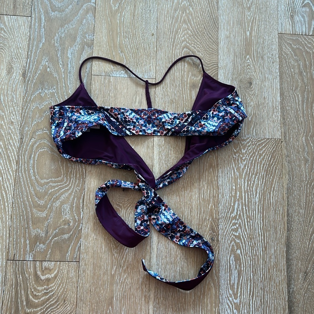 Athleta Marrakesh Reversible Wrap Bikini Top - Picture 7 of 11